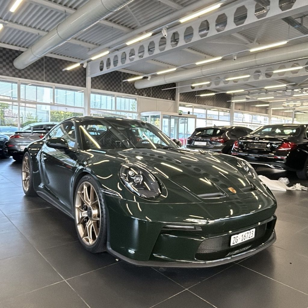 4292b83e 9bc8 4b18 9f6f beabae215400